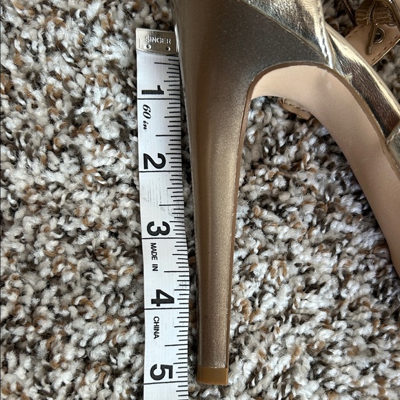 Nine West Metallic Gold Heels - Picture 15 of 17